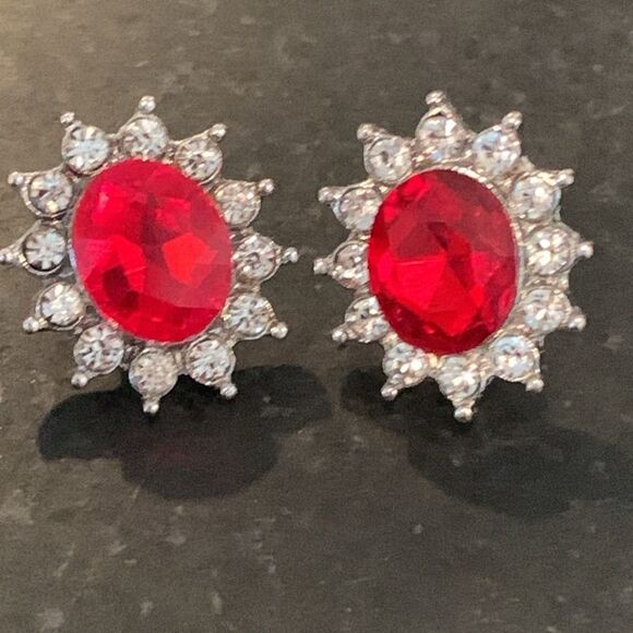 Ruby Red Oval Stud Earrings with Crystal Halo in Silver Tone - Picture 2 of 7